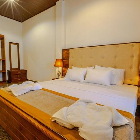 Elysia Sigiriya Hotel ダンブッラ エクステリア 写真