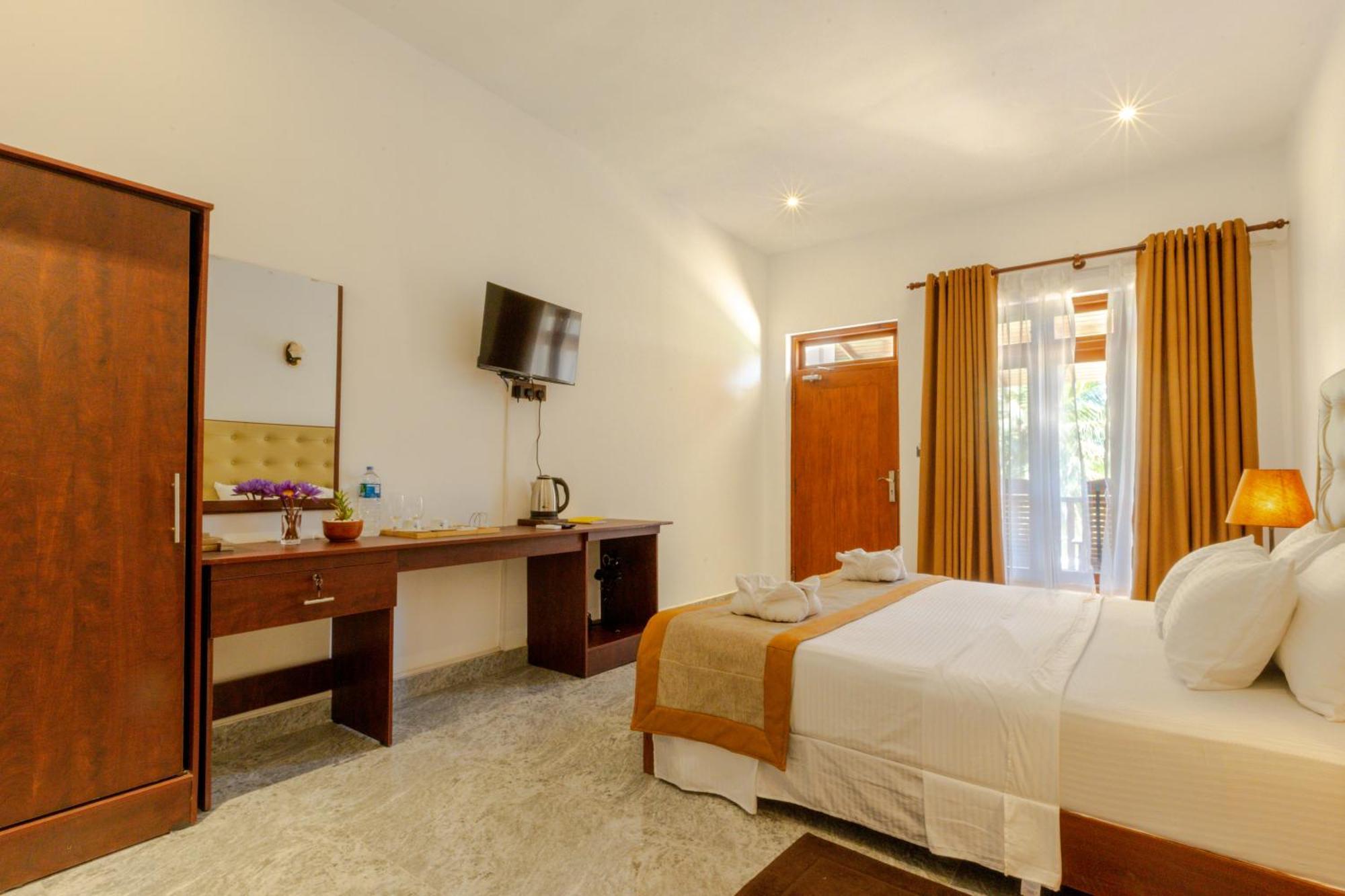 Elysia Sigiriya Hotel ダンブッラ エクステリア 写真